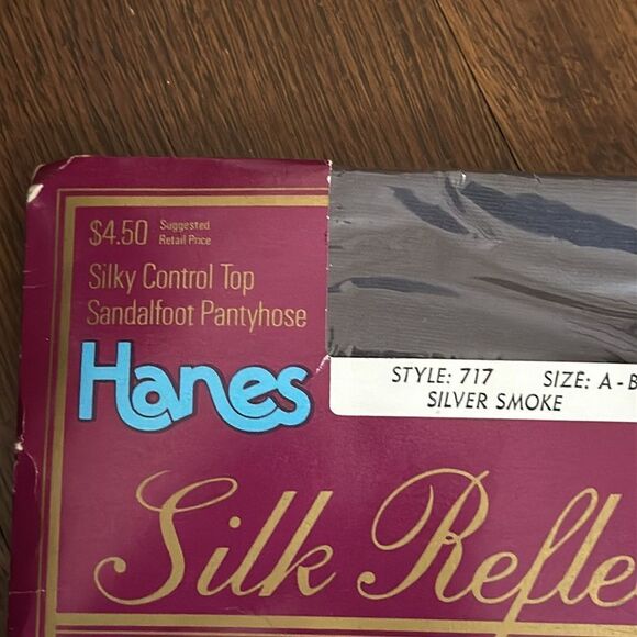 Vintage 1987 new in packaging Hanes Silk Reflections control top pantyhose - Picture 2 of 5